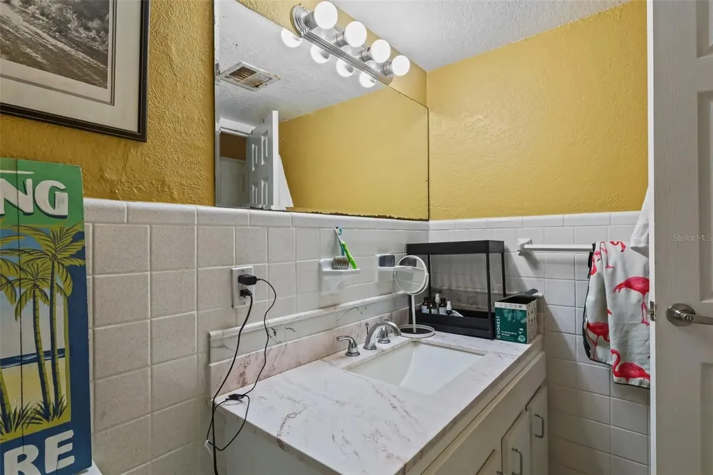 470 3rd Street S St Petersburg FL 33701