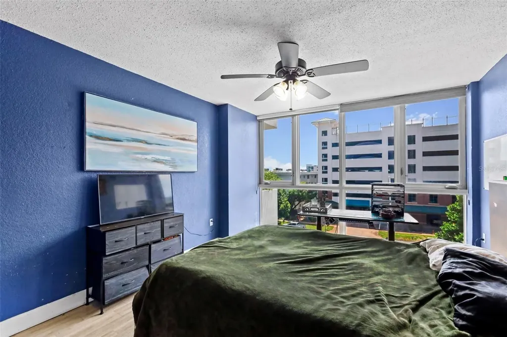 470 3rd Street S St Petersburg FL 33701
