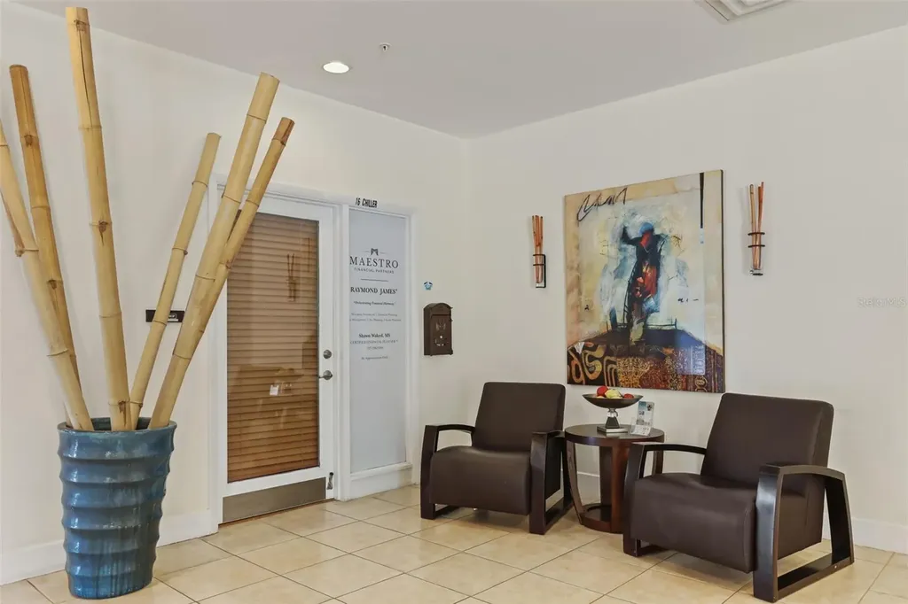 470 3rd Street S St Petersburg FL 33701