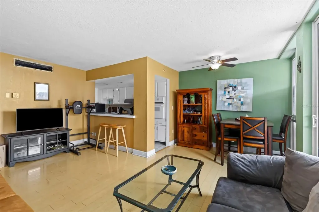 470 3rd Street S St Petersburg FL 33701