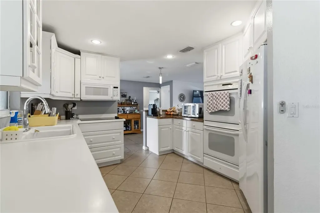 395 Gulf Breeze Boulevard Venice FL 34293