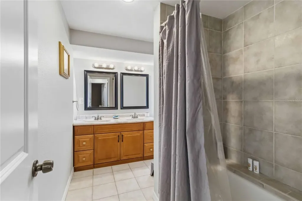 395 Gulf Breeze Boulevard Venice FL 34293