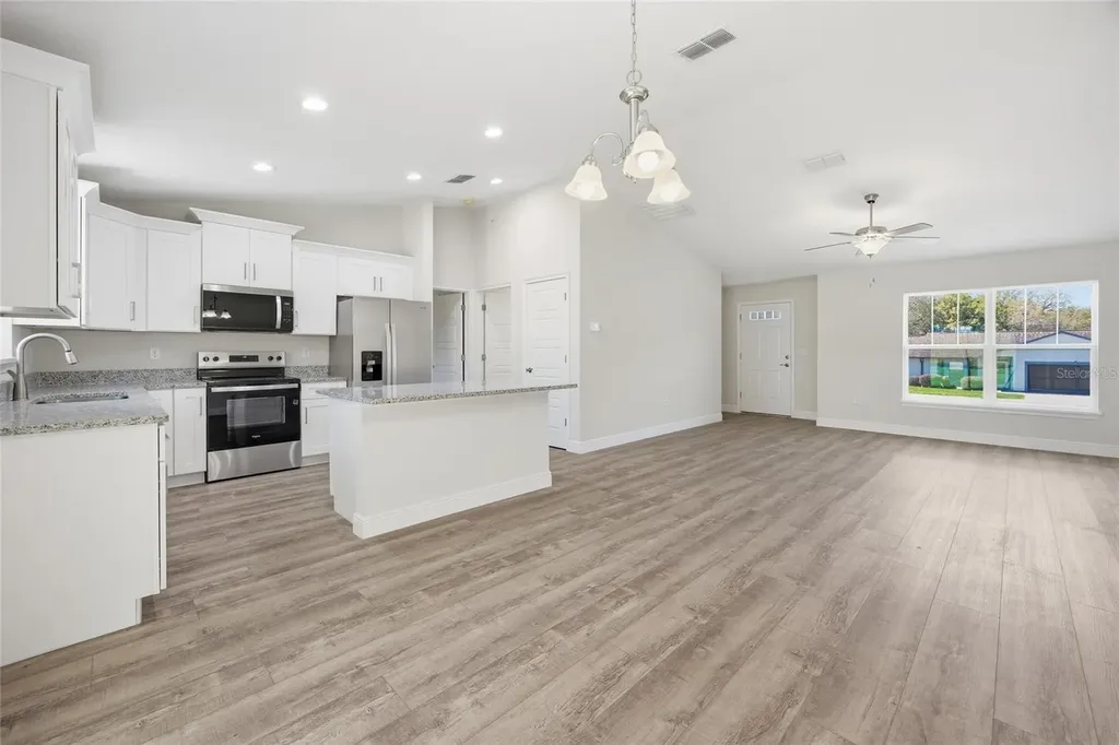 6762 W Cherry Road Ocala FL 34472