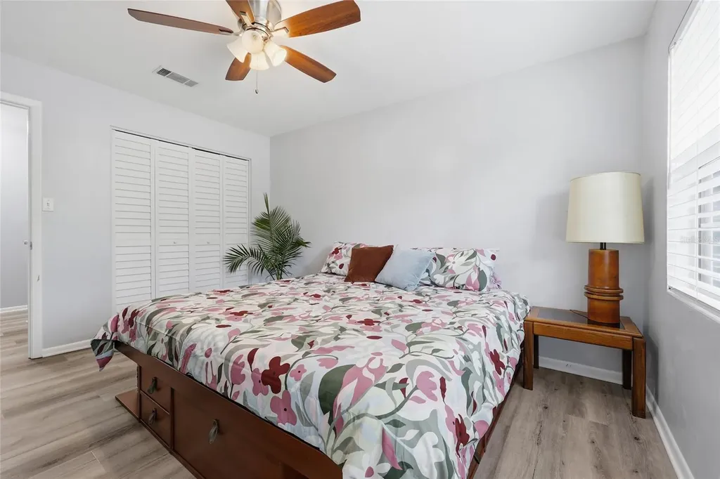 4706 NW 28th Terrace Gainesville FL 32605