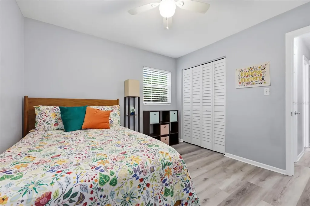 4706 NW 28th Terrace Gainesville FL 32605