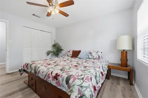 4706 NW 28th Terrace Gainesville FL 32605