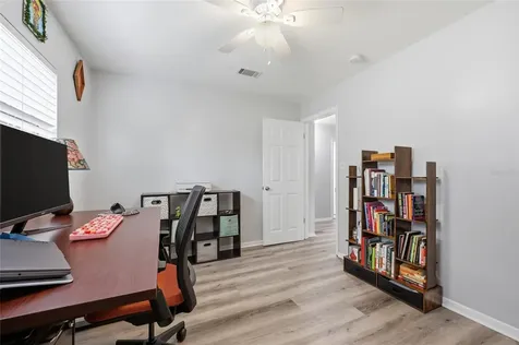 4706 NW 28th Terrace Gainesville FL 32605