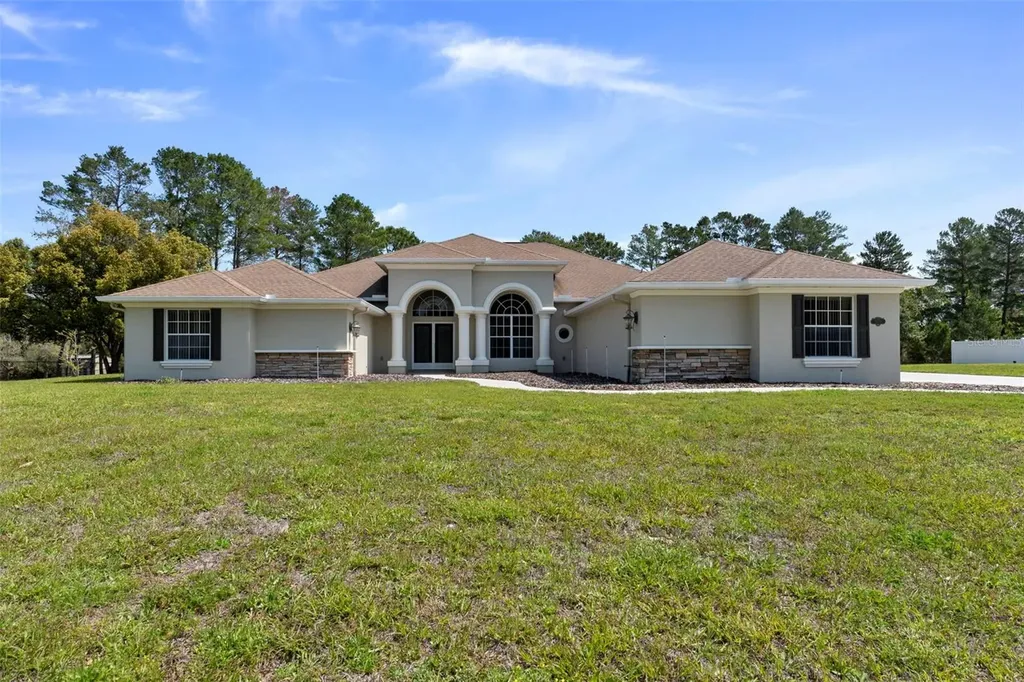 10130 Lazy Days Court Weeki Wachee FL 34613