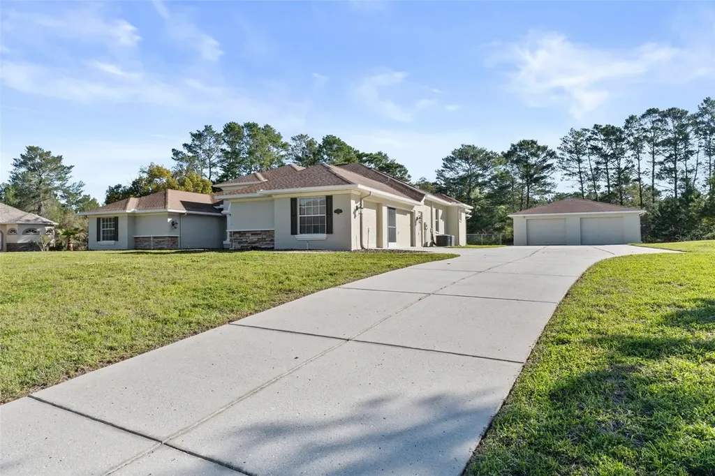 10130 Lazy Days Court Weeki Wachee FL 34613