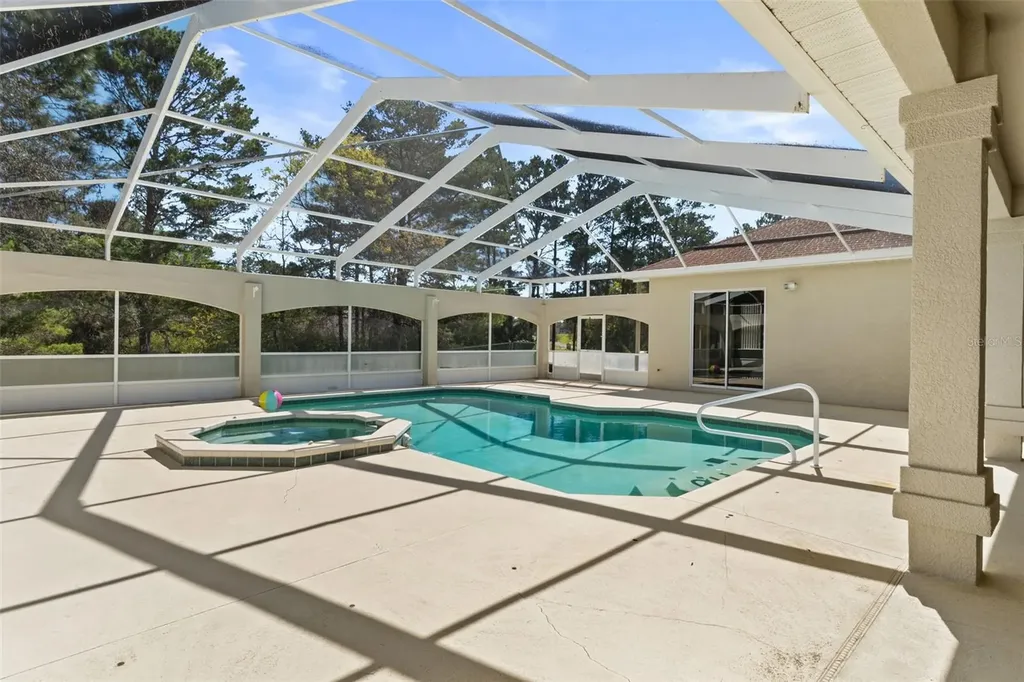 10130 Lazy Days Court Weeki Wachee FL 34613