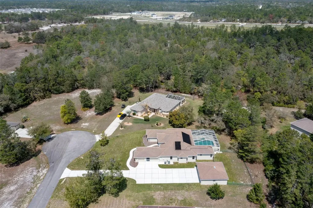 10130 Lazy Days Court Weeki Wachee FL 34613