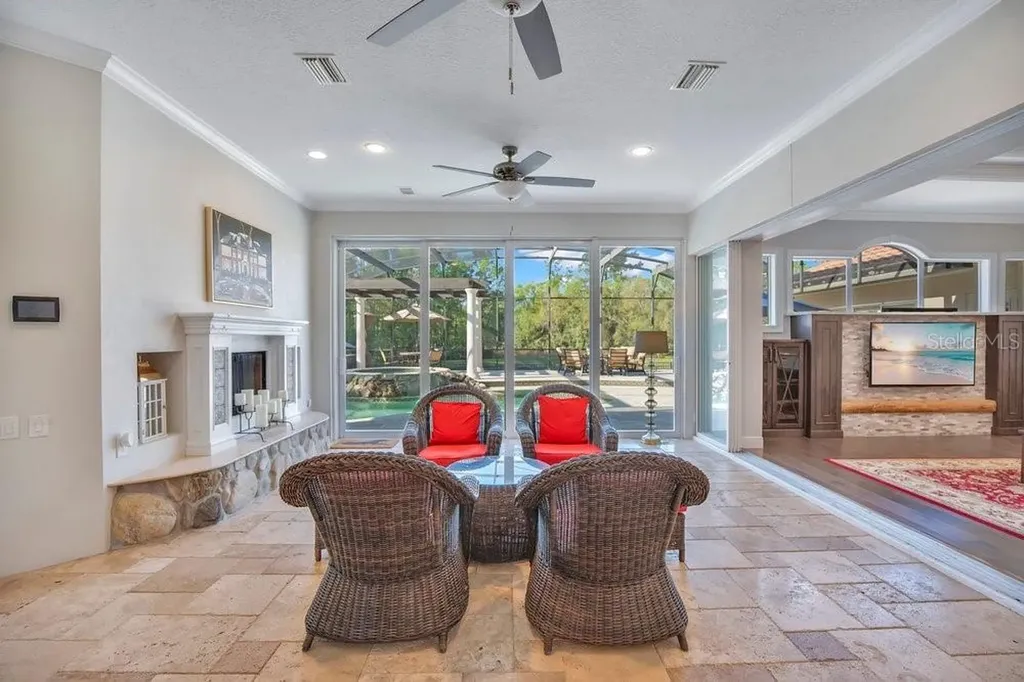 328 Mapleview Court Lake Mary FL 32746