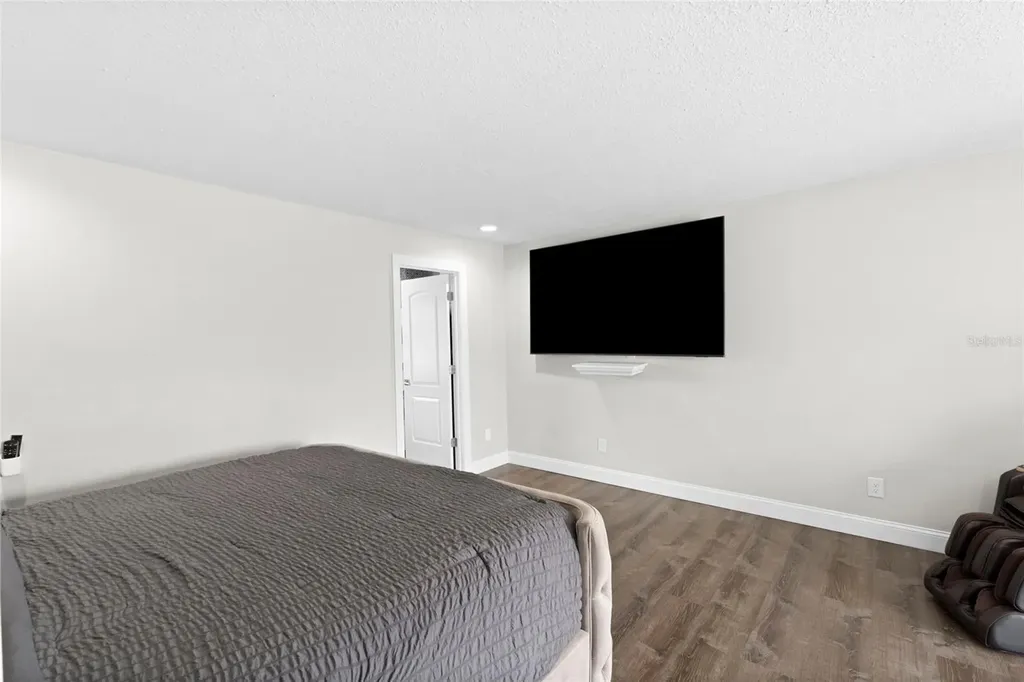 10525 Homestead Drive Tampa FL 33618