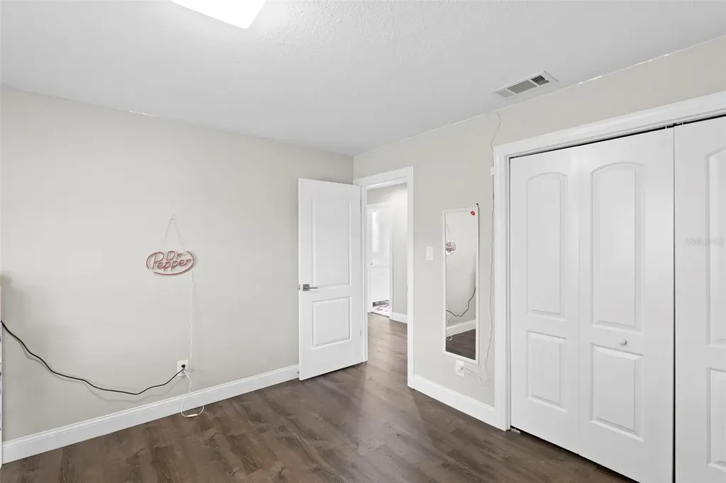 10525 Homestead Drive Tampa FL 33618