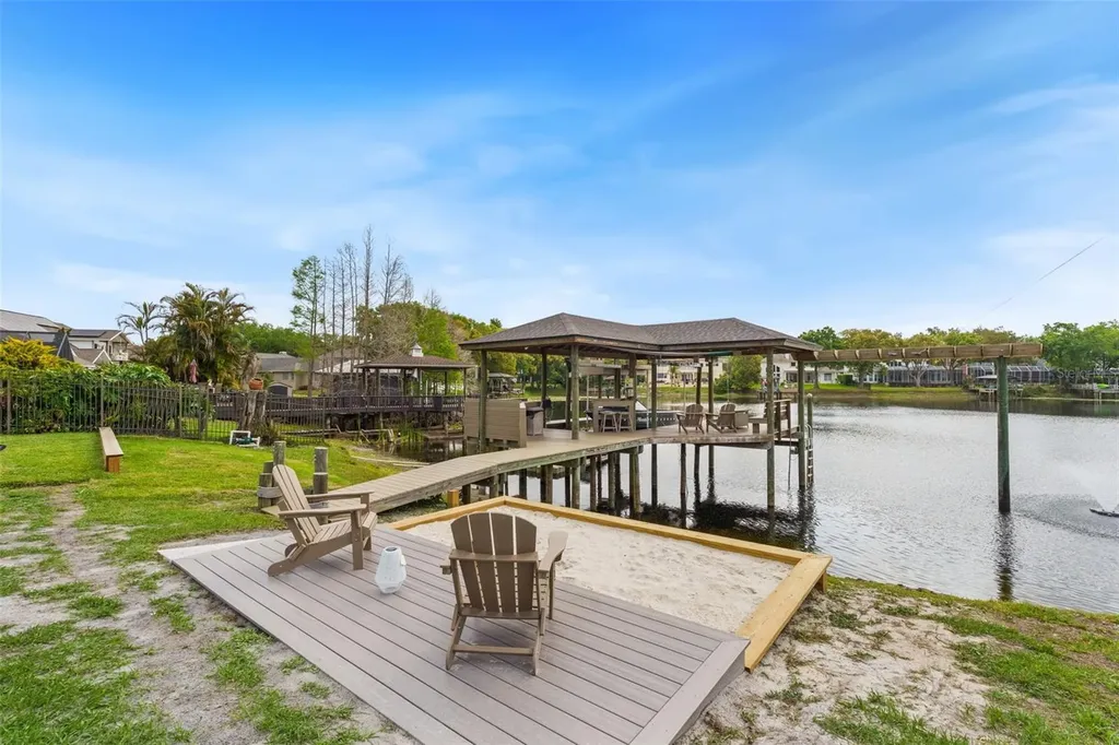 10525 Homestead Drive Tampa FL 33618