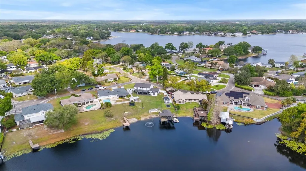 10525 Homestead Drive Tampa FL 33618