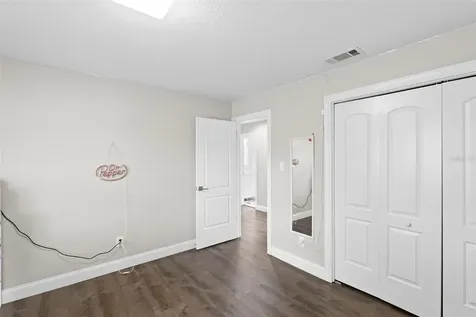 10525 Homestead Drive Tampa FL 33618