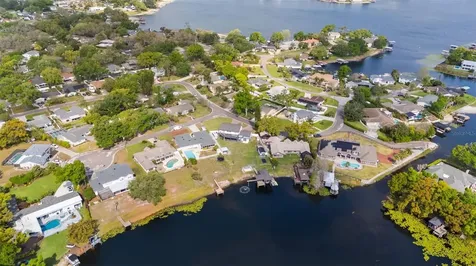 10525 Homestead Drive Tampa FL 33618