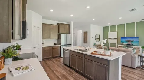 2401 Stratten Drive Zephyrhills FL 33541