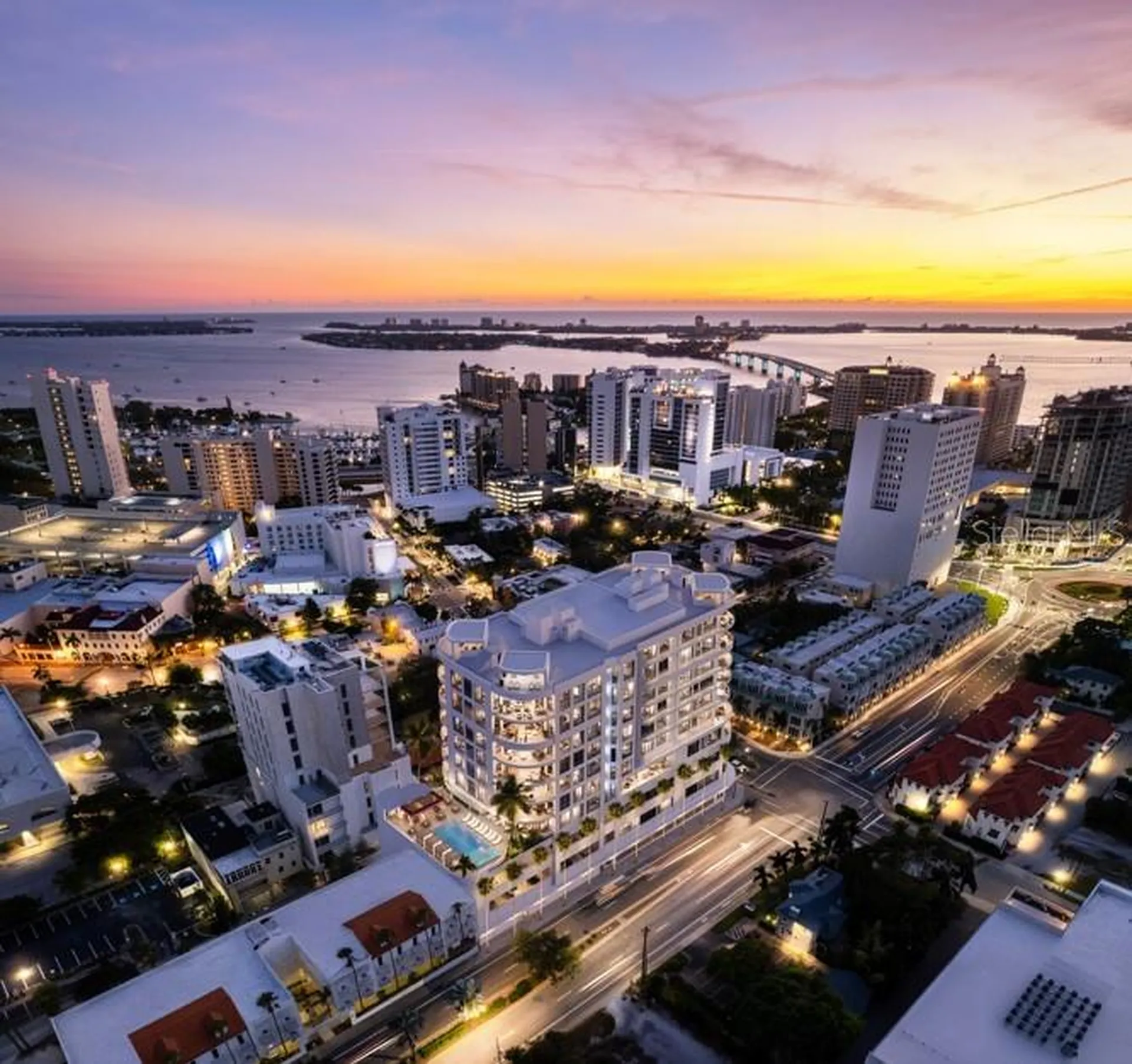 Sarasota FL, 290 Cocoanut Avenue, Unit 703