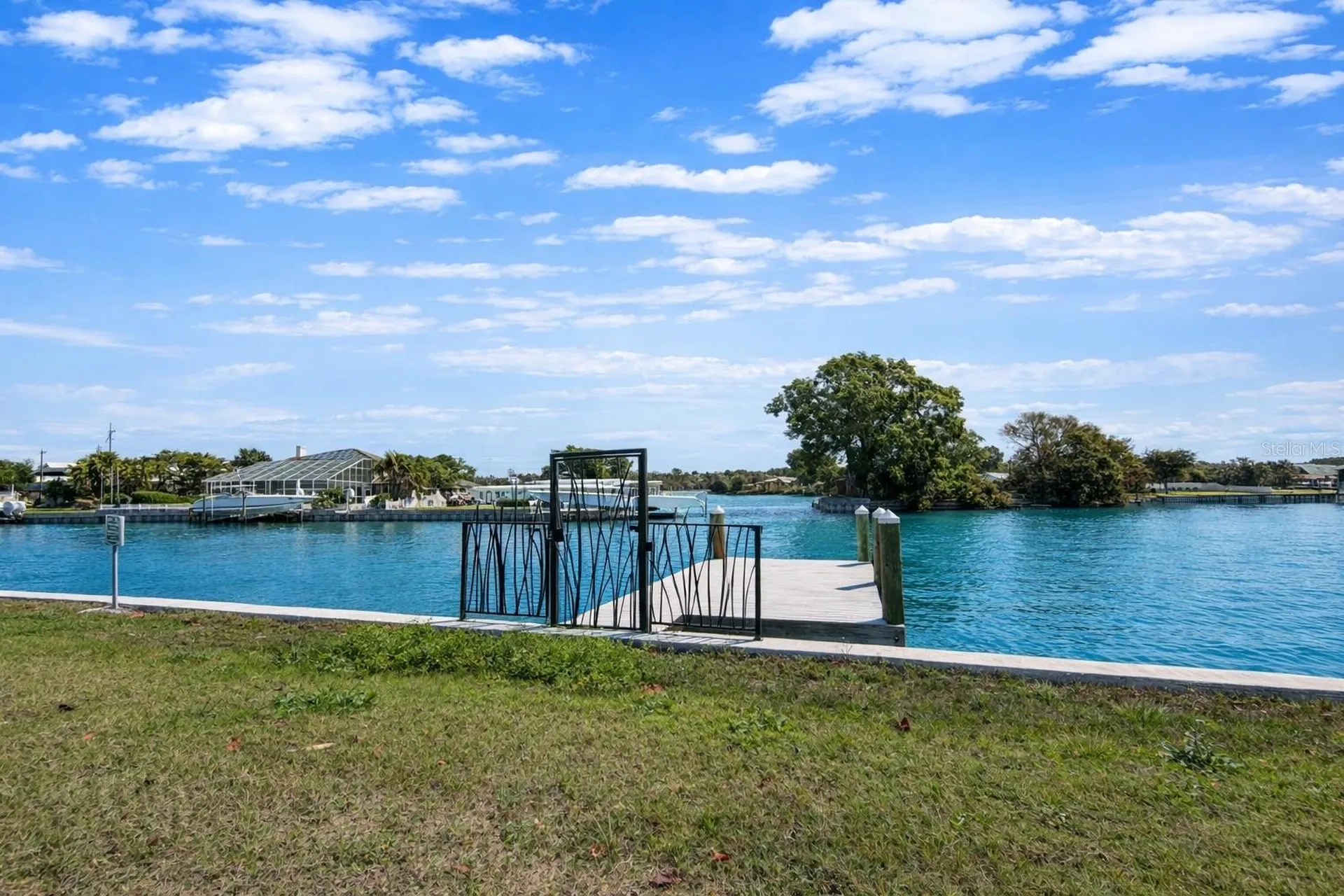 3945 Sunrise Drive S St Petersburg FL 33705