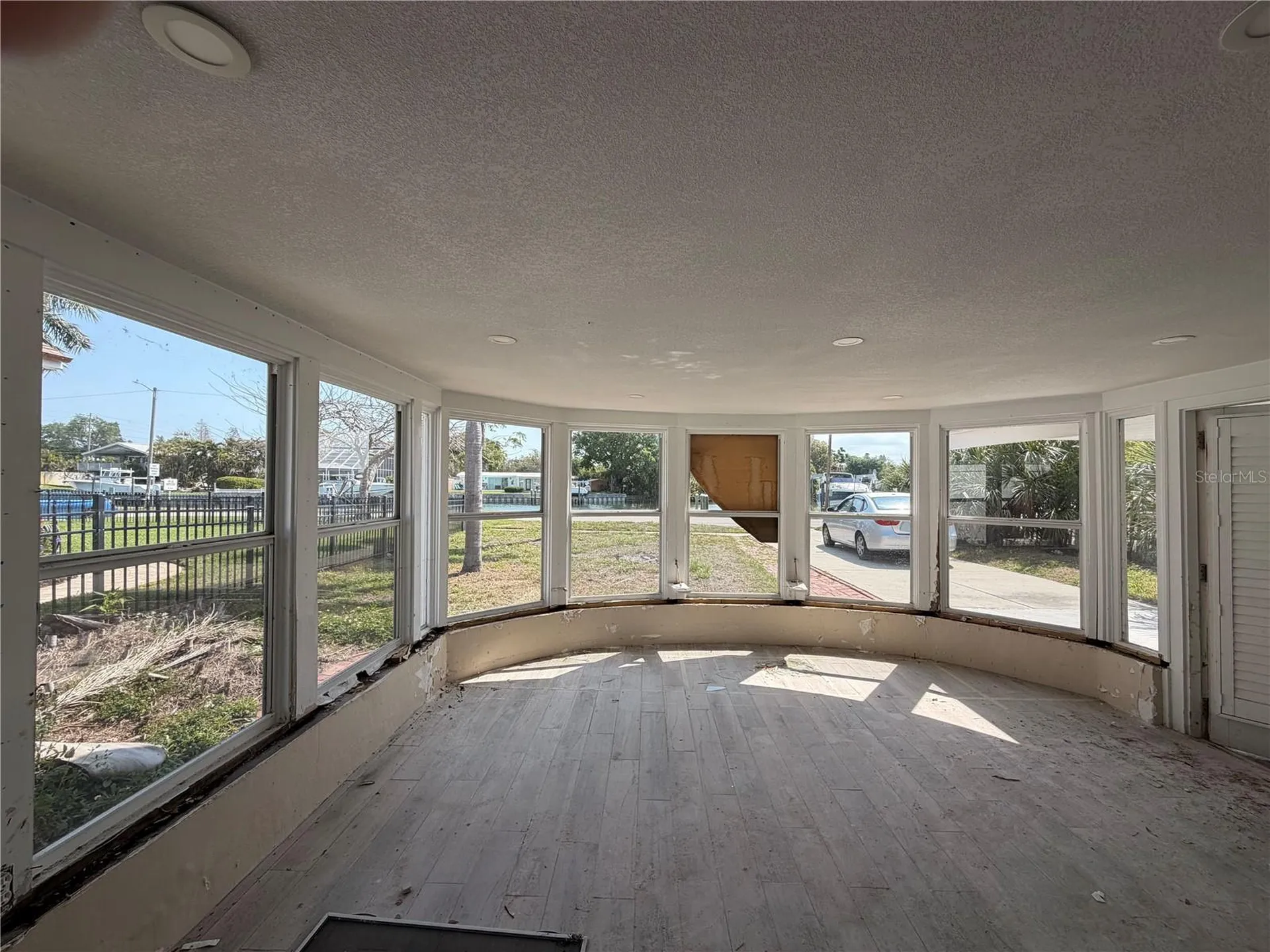 3945 Sunrise Drive S St Petersburg FL 33705