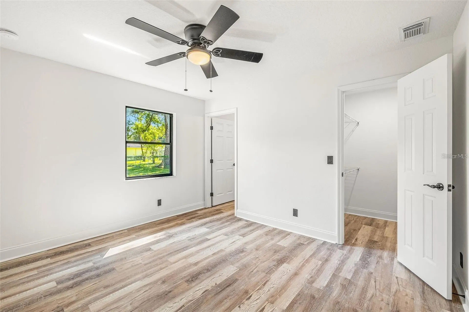 1908 N Barnes Street Plant City FL 33563