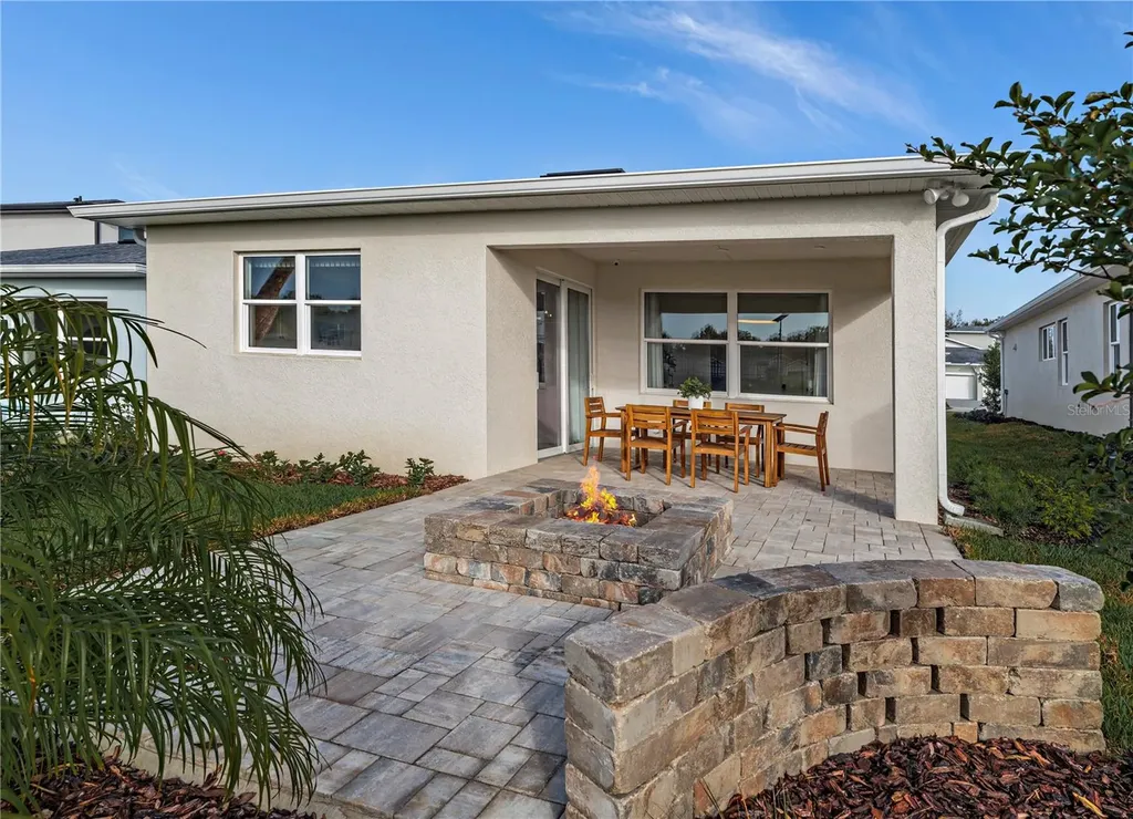 514 Hammock Oaks Boulevard Lady Lake FL 32159