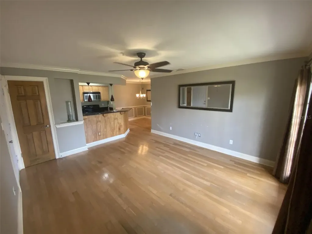 246 Afton Square Altamonte Springs FL 32714