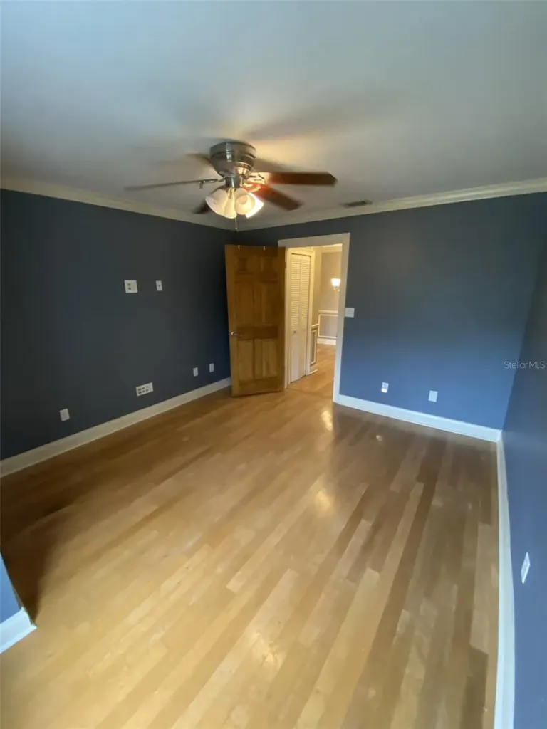 246 Afton Square Altamonte Springs FL 32714