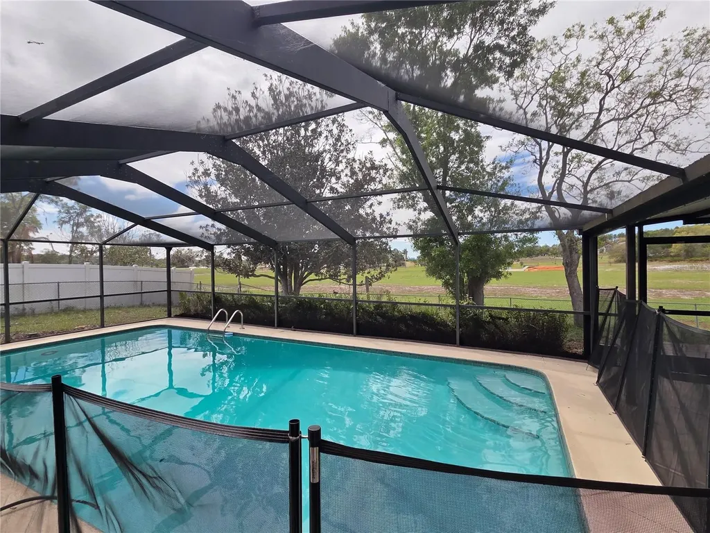 1007 E Yarnell Avenue Lake Wales FL 33853