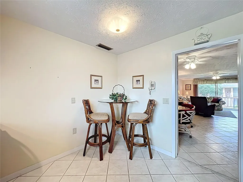 4262 Lake Underhill Road Orlando FL 32803
