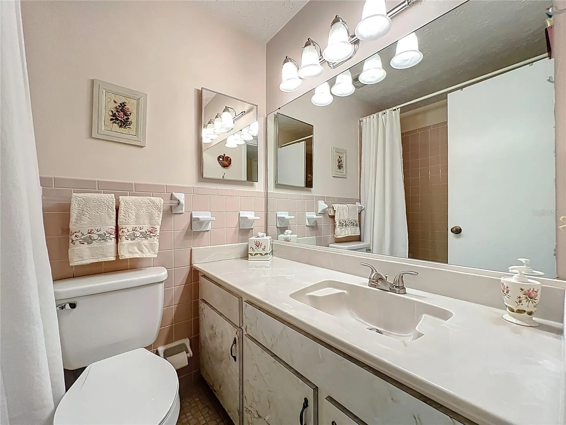 4262 Lake Underhill Road Orlando FL 32803