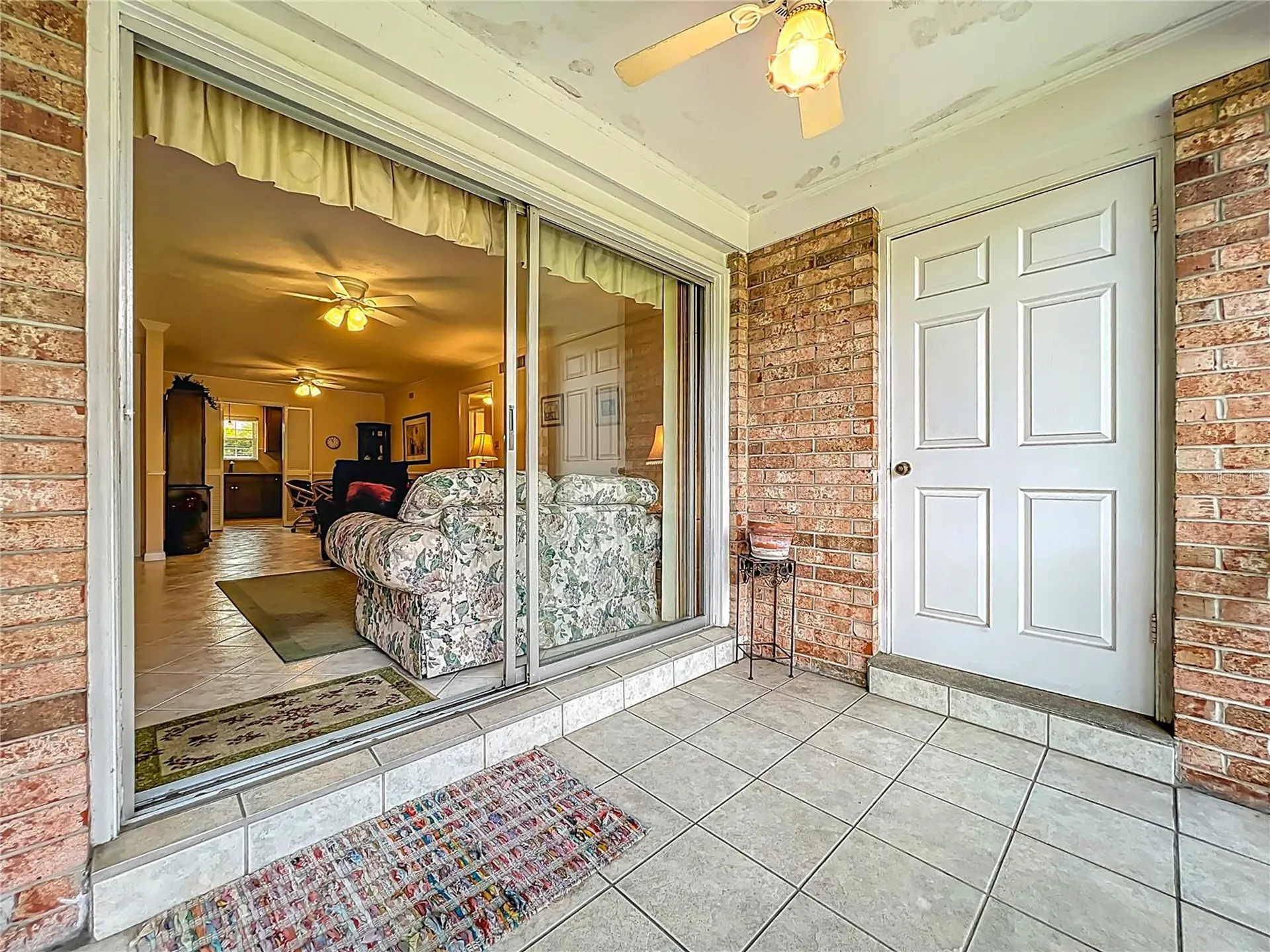4262 Lake Underhill Road Orlando FL 32803