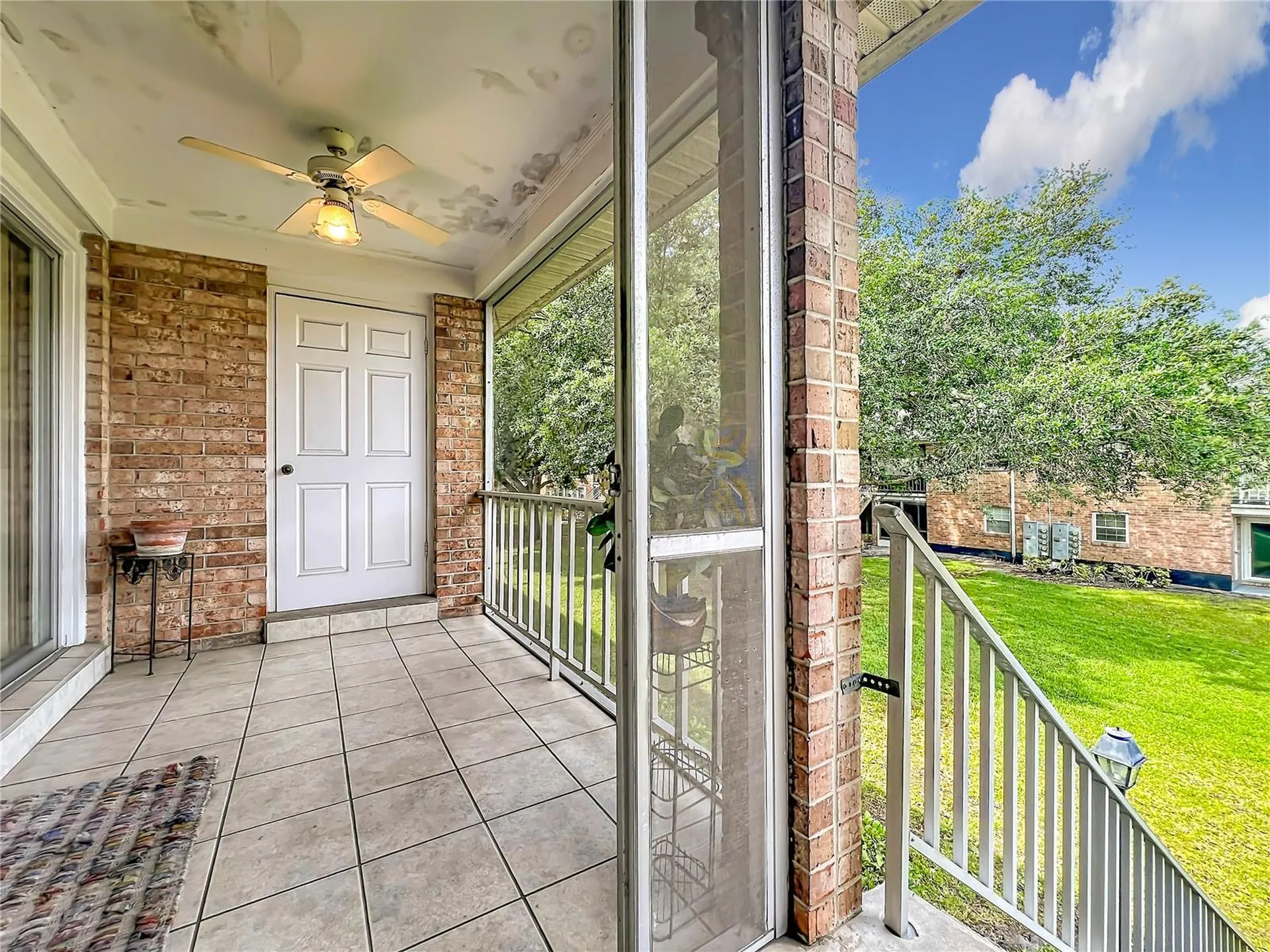 4262 Lake Underhill Road Orlando FL 32803