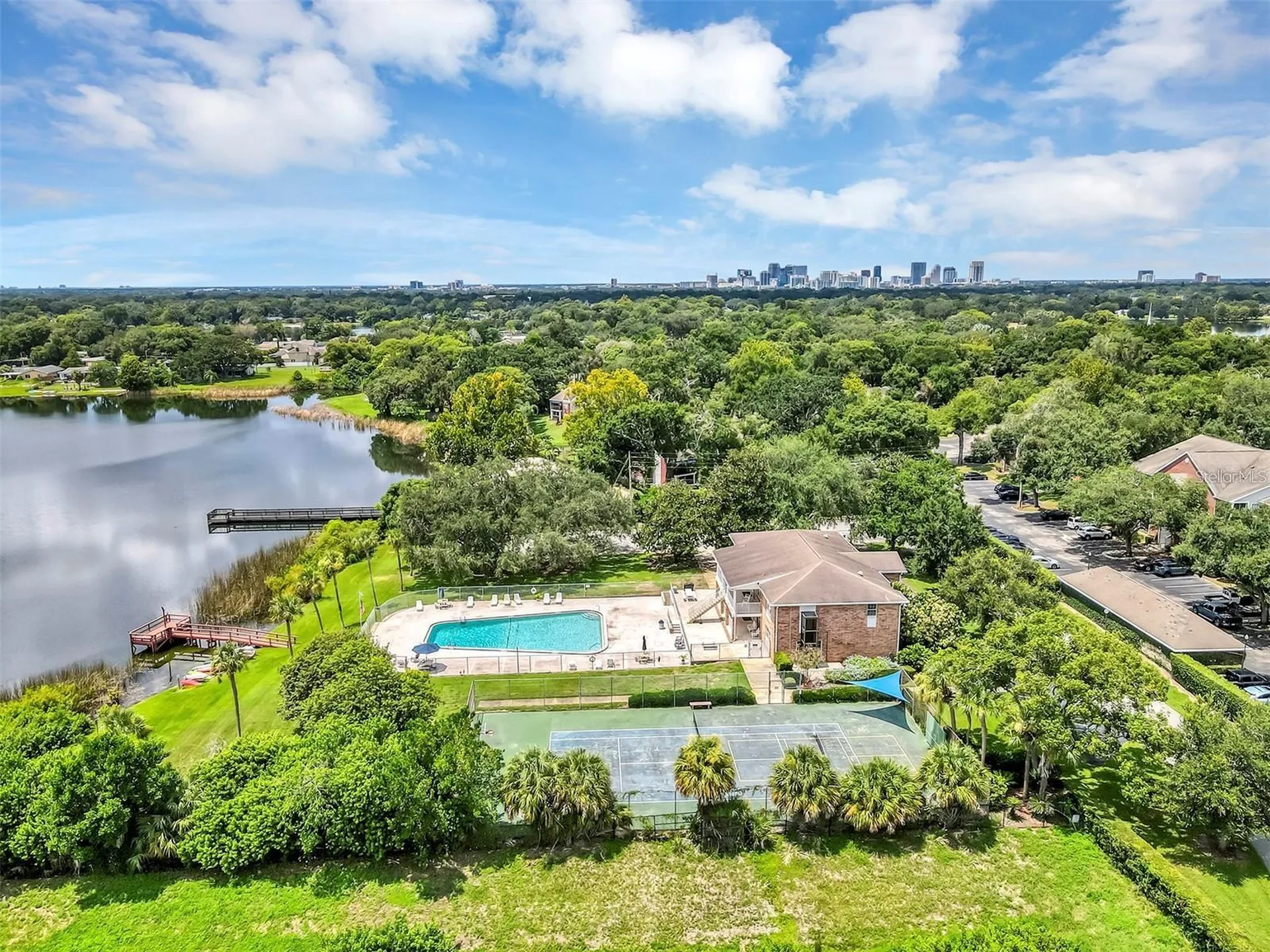 4262 Lake Underhill Road Orlando FL 32803