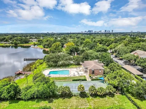 4262 Lake Underhill Road Orlando FL 32803