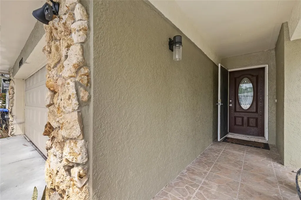 7033 Tallowtree Lane Orlando FL 32835