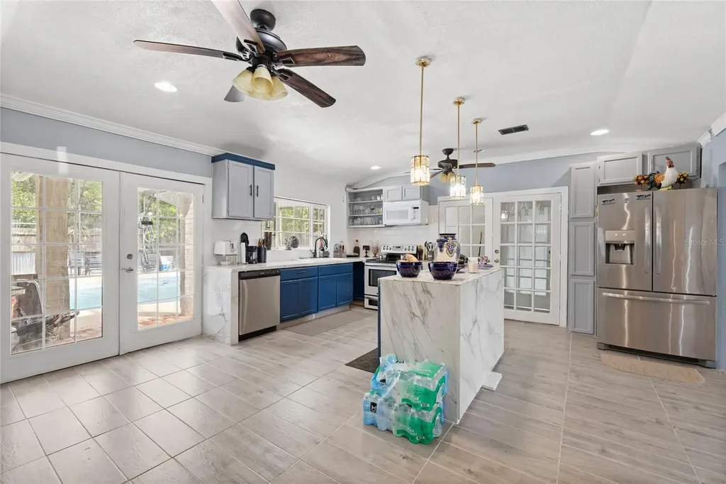 7033 Tallowtree Lane Orlando FL 32835