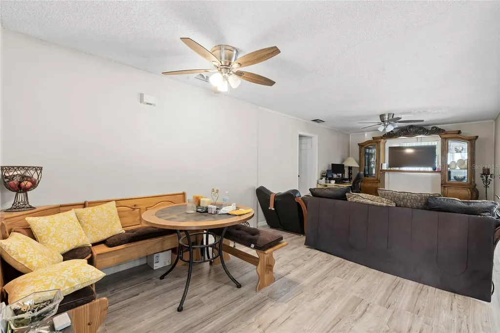 7033 Tallowtree Lane Orlando FL 32835