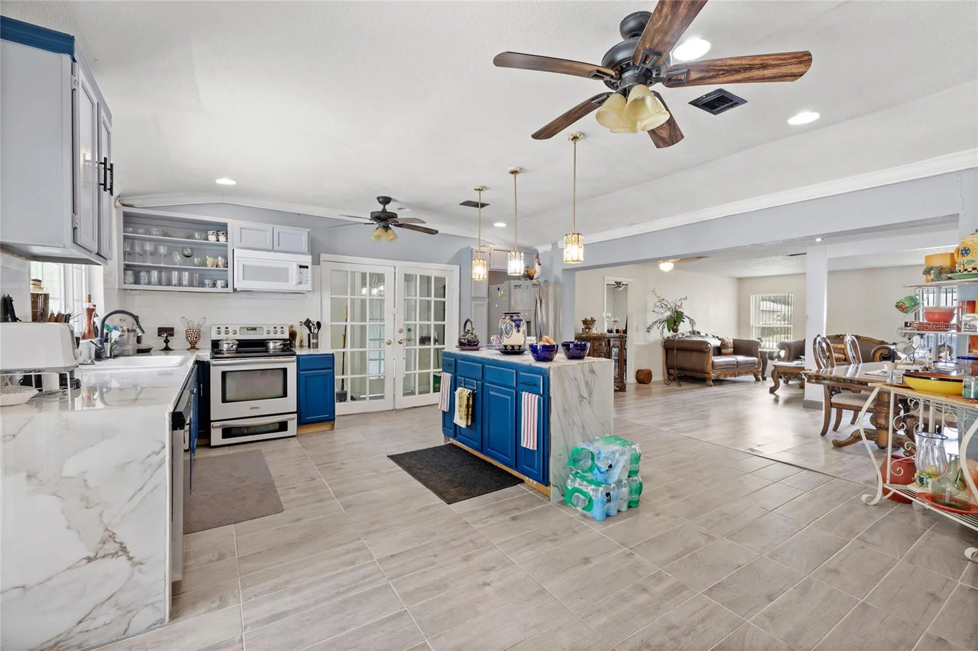 7033 Tallowtree Lane Orlando FL 32835