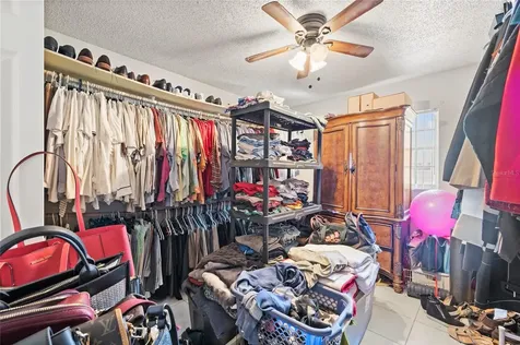 7033 Tallowtree Lane Orlando FL 32835