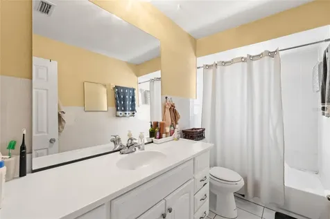 7033 Tallowtree Lane Orlando FL 32835