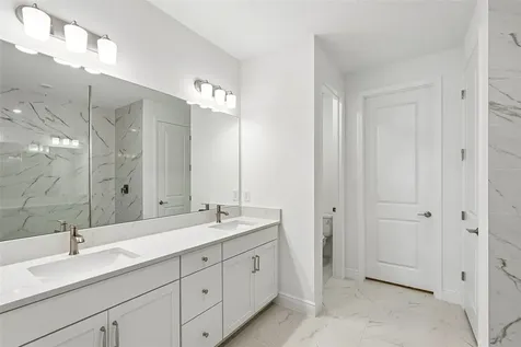 8221 Seaflower Parkway Bradenton FL 34210