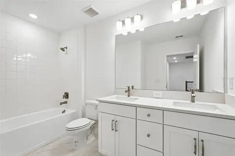 8221 Seaflower Parkway Bradenton FL 34210