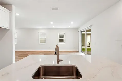 8221 Seaflower Parkway Bradenton FL 34210
