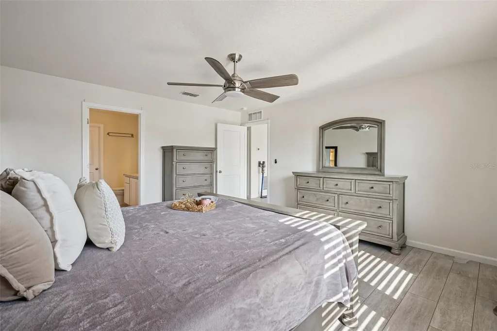 2044 Cades Cove Way Deland FL 32720