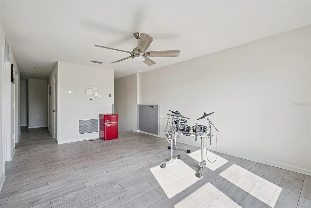 2044 Cades Cove Way Deland FL 32720