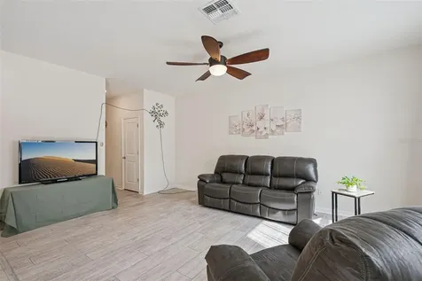2044 Cades Cove Way Deland FL 32720