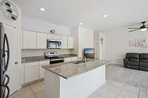 2044 Cades Cove Way Deland FL 32720